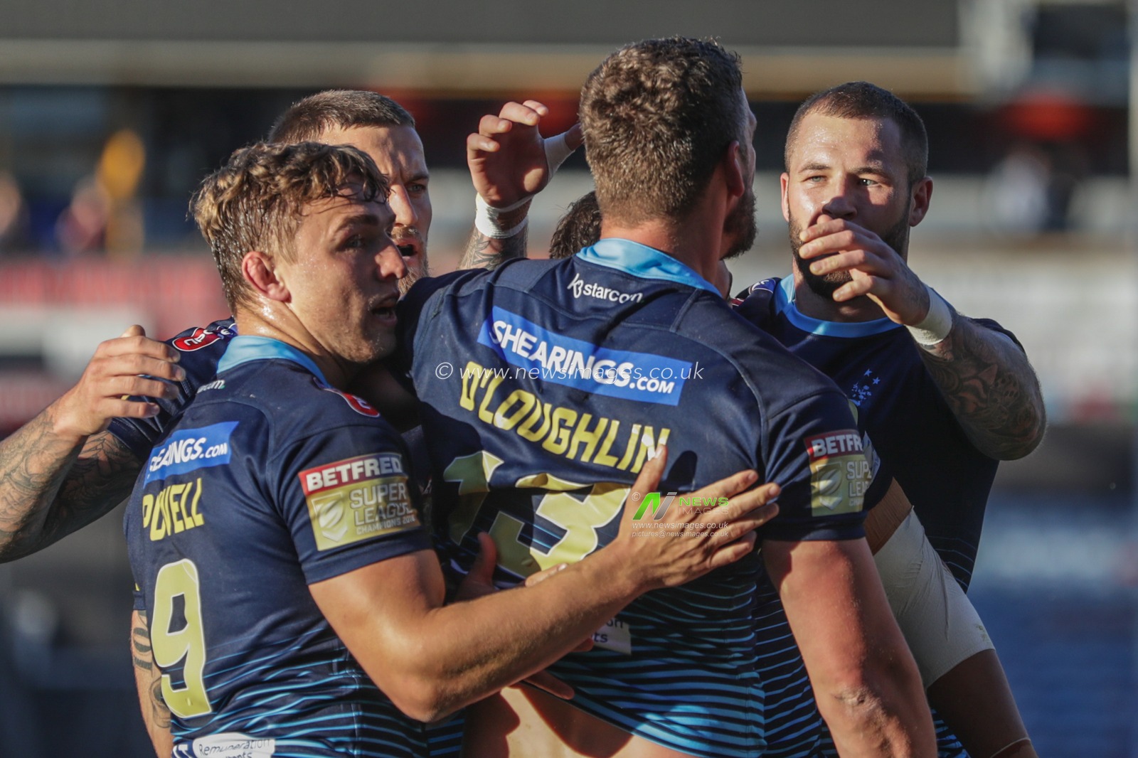 21st June 2019 , John Smiths Stadium, Huddersfield, England; Betfred Super League, Round 19, Huddersfield Giants vs Wigan Warriors ; Sean O'Loughlin (13) of Wigan Warriors celebrates his try 


Credit Mark Cosgrove/News Images