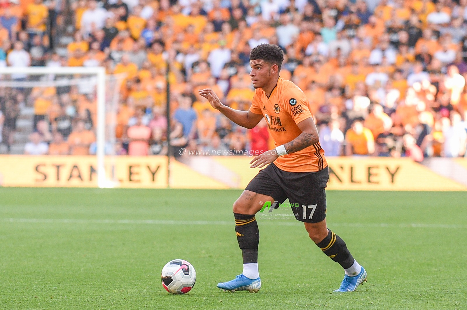 25th August 2019, Molineux Stadium, Wolverhampton, England ; Premier League Football, Wolverhampton Wanderers vs Burnley ; Morgan Gibbs-White (17) of Wolverhampton Wanderers in action during the game

Credit: Richard Long/News Images

English Football League images are subject to DataCo Licence