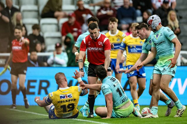 Betfred Magic Weekend 2025 St Helens v Leeds Rhinos