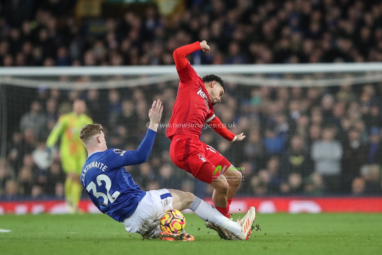Morgan Gibbs-White of Nottingham Forest is fouled by Jarrad Branthwaite of Everton during the Premier League match Everton vs Nottingham Forest at Goodison Park, Liverpool, United Kingdom, 29th December 2024

(Photo by Gareth Evans/News Images)