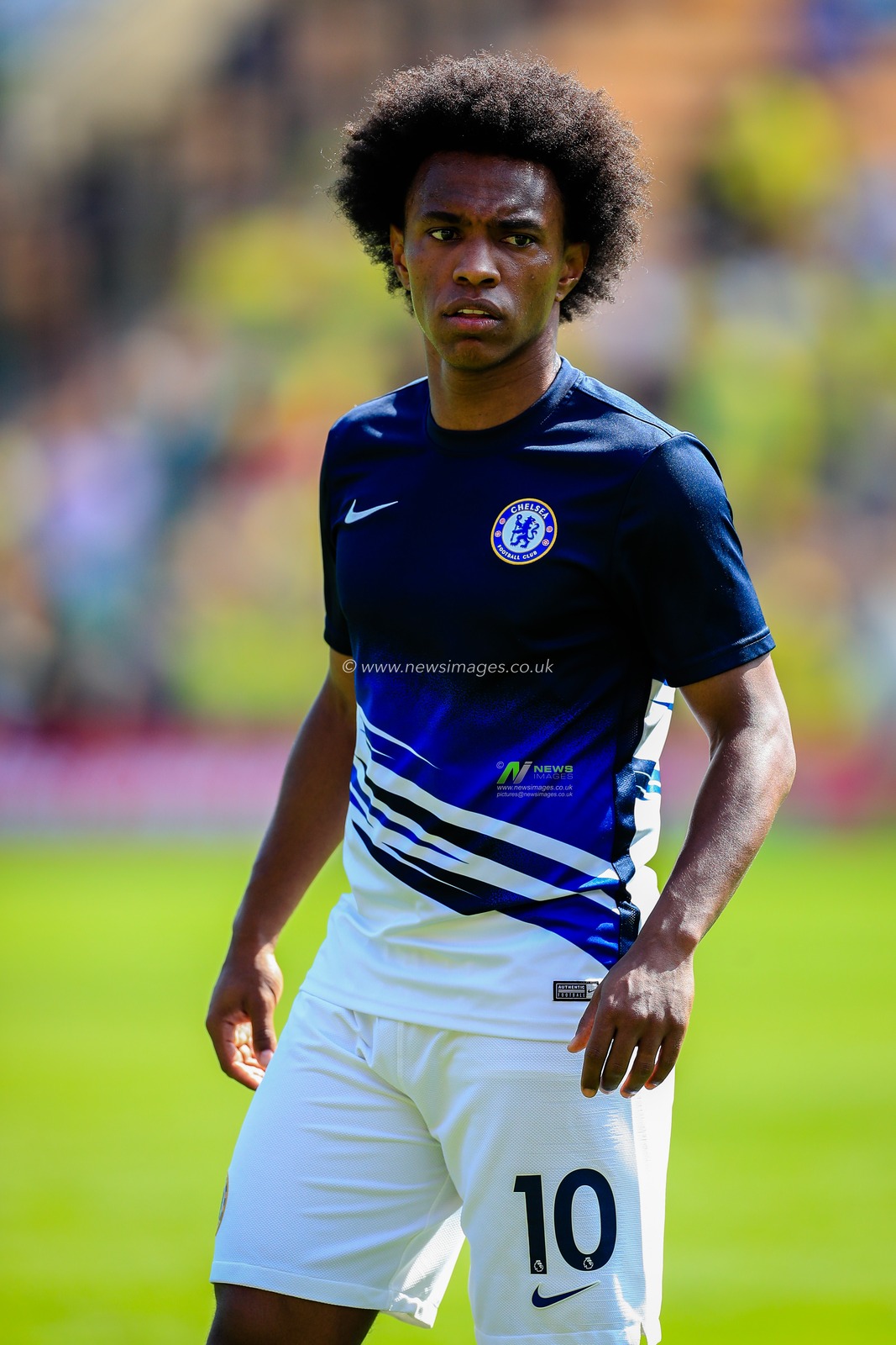 24th August 2019, Carrow Road, Norwich, England ; Premier League Football, Norwich City vs Chelsea  : Willian (10) of Chelsea


Credit: Georgie Kerr/News Images


Premier League/EFL Football images are subject to DataCo Licence