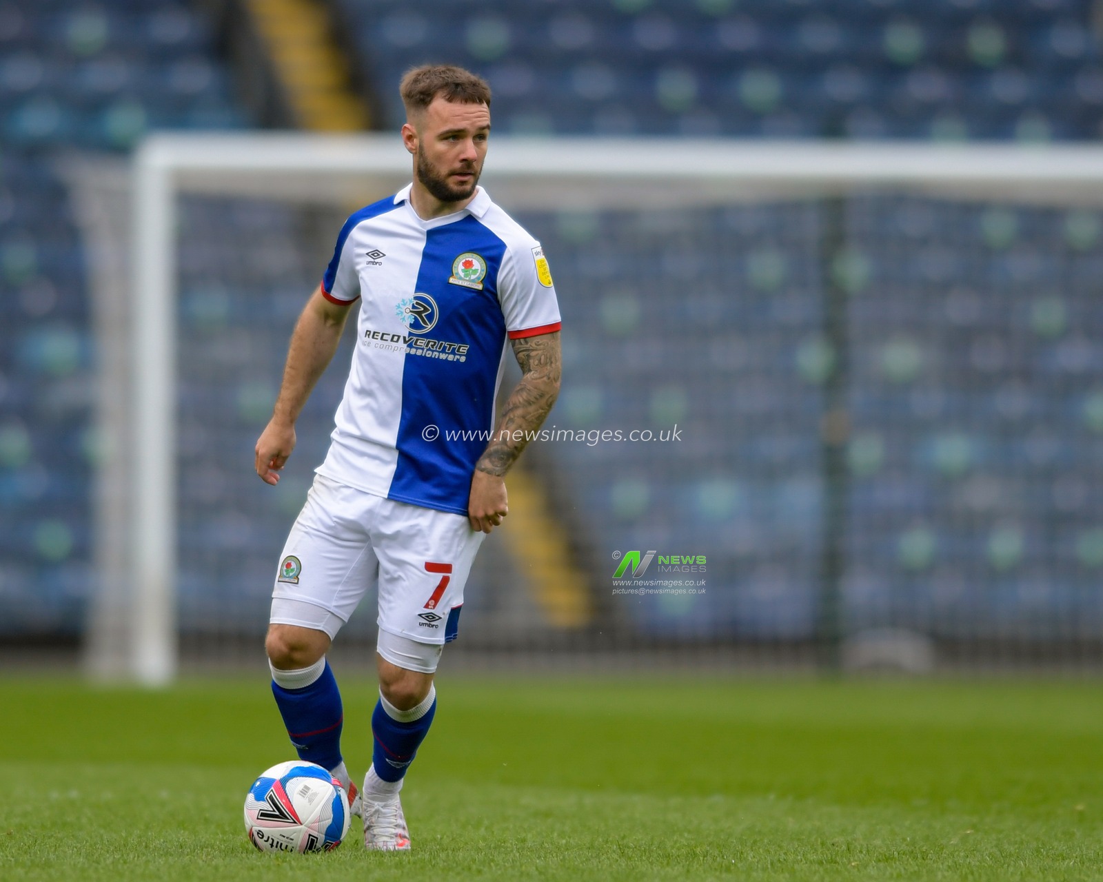 Adam Armstrong #7 of Blackburn Rovers looks for a passing option