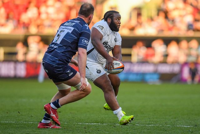 Beno Obano of Bath Rugby passes the ball during the Gallagher Premiership match Bristol Bears vs Bath at Ashton Gate, Bristol, United Kingdom on 29 May 2026

(Photo by Alex Williamson/News Images)
