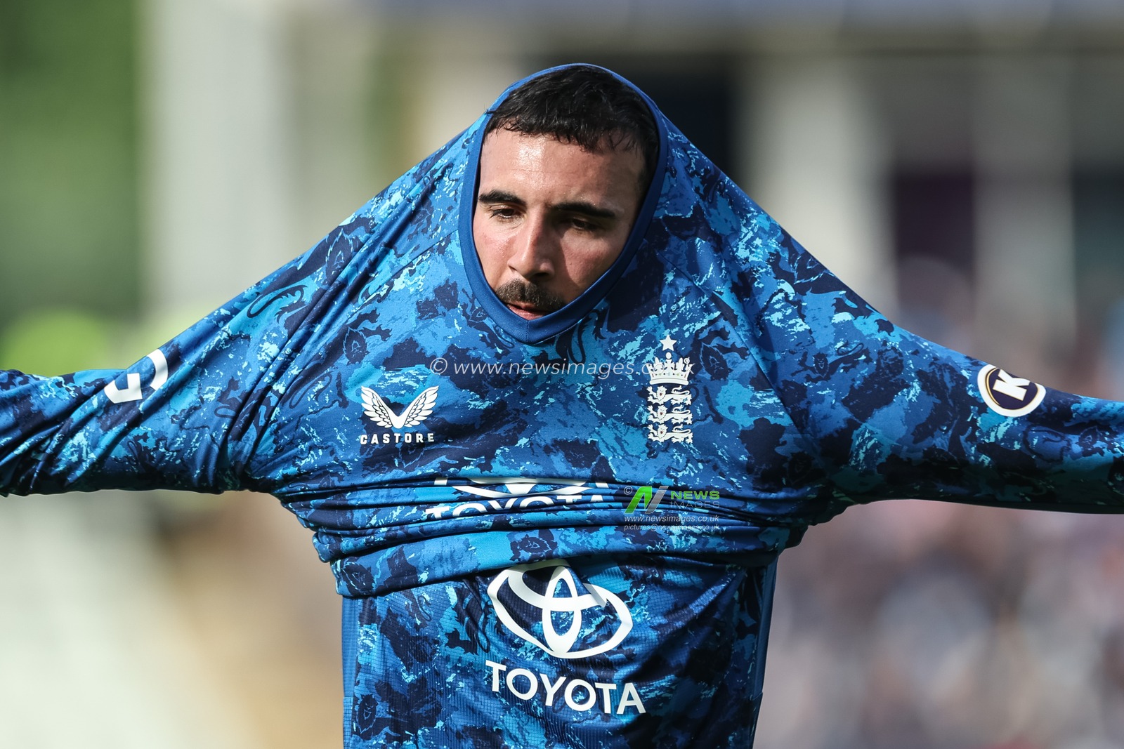 Saqib Mahmood of England puts his jumper on during the 1st Metro Bank ODI England vs West Indies at Edgbaston, Birmingham, United Kingdom, 29th May 2025

(Photo by Mark Cosgrove/News Images)