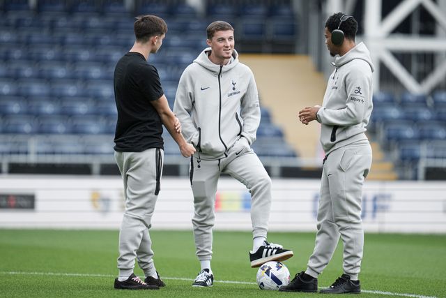 Tottenham hotspur players ahead of the Pre-season friendly match Luton Town vs Tottenham Hotspur at Kenilworth Road, Luton, United Kingdom, 26th July 2025

(Photo by Harvey Murphy/News Images)