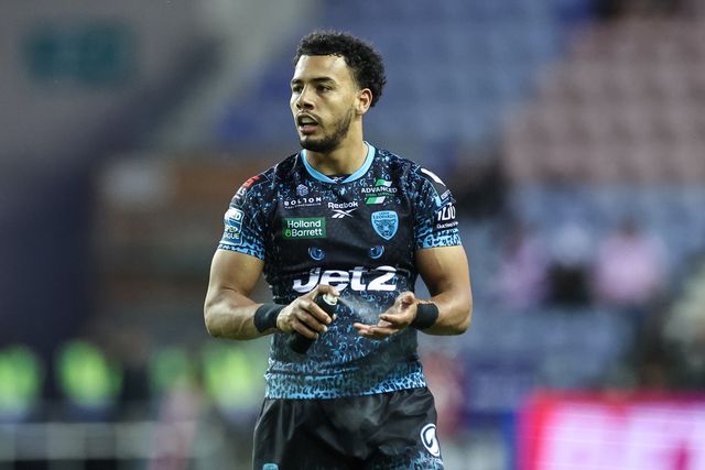 Darnell Mcintosh of Leigh Leopards sprays his hand during the Betfred Super League Round 11 match Wigan Warriors vs Leigh Leopards at The Brick Community Stadium, Wigan, United Kingdom, 16th May 2025

(Photo by Mark Cosgrove/News Images)