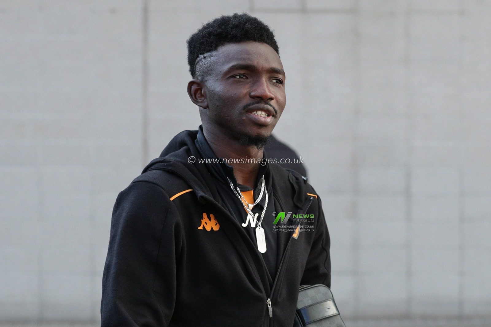 Adama TraorÃ© #10 of Hull City arrives at The MKM Stadium ahead of the Carabao Cup match Hull City vs Doncaster Rovers at MKM Stadium, Hull, United Kingdom, 8th August 2023

(Photo by James Heaton/News Images)