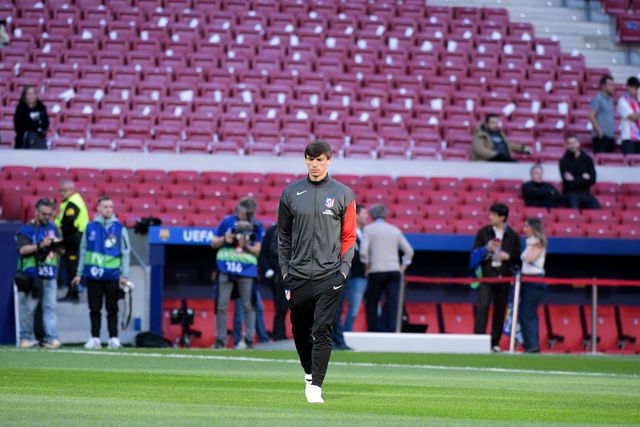 Robin Le Normand of Atletico de Madrid before the UEFA Champions League Quarter Finals match Atletico Madrid vs Barcelona at Riyadh Air Metropolitano, Madrid, Spain on 14 April 2026

(Photo by Samuel Carreno/News Images)