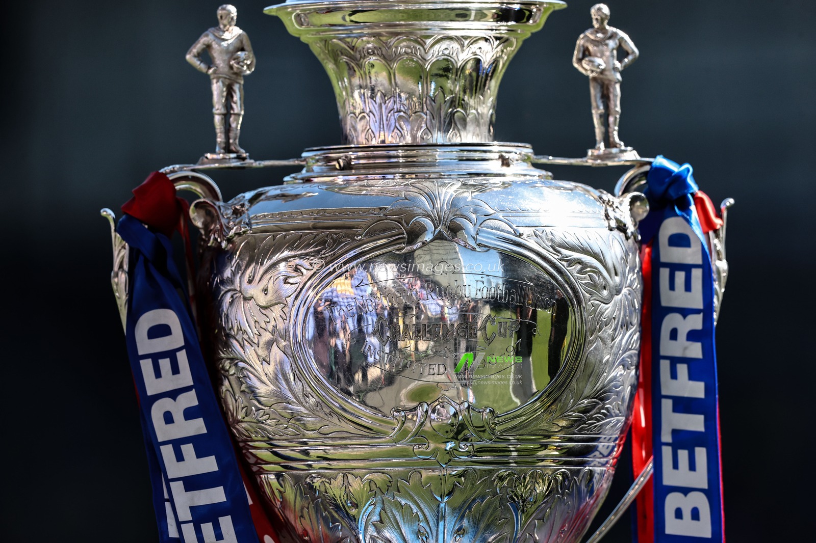 The Betfred Chllenge Cup Trophy during the Betfred Challenge Cup Quarter Final match Warrington Wolves vs St Helens at Halliwell Jones Stadium, Warrington, United Kingdom, 6th April 2025

(Photo by Alfie Cosgrove/News Images)