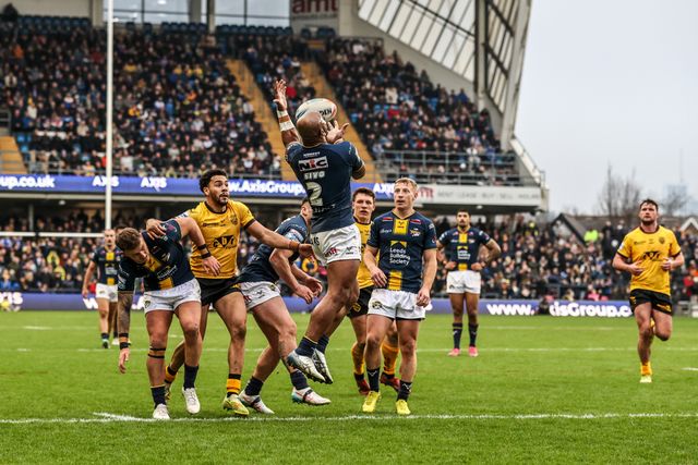 Maika Sivo of Leeds Rhinos jumps up to win the high ball during the Betfred Super League round 4 match Leeds Rhinos vs Castleford Tigers at AMT Headingley Stadium, Leeds, United Kingdom on 08 March 2026

(Photo by Alfie Cosgrove/News Images)