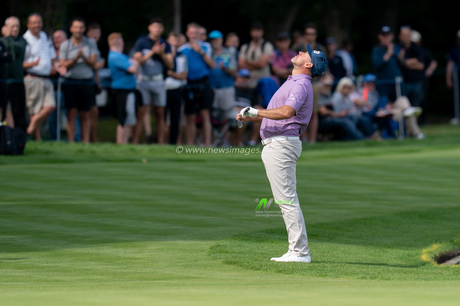 Lee Westwood (ENG) 18th green shot goes close to the hole during the BMW PGA Championship 2022 at Wentworth Club, Virginia Water, United Kingdom, 11th September 2022

(Photo by Richard Washbrooke/News Images)