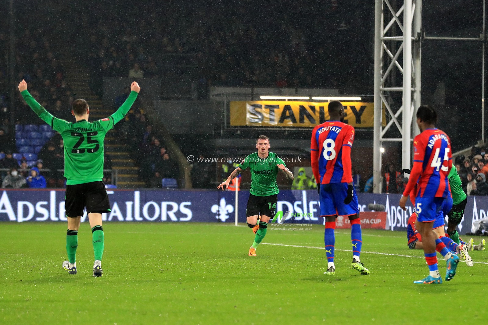 GOAL: Josh Tymon #14 of Stoke City levels the score.