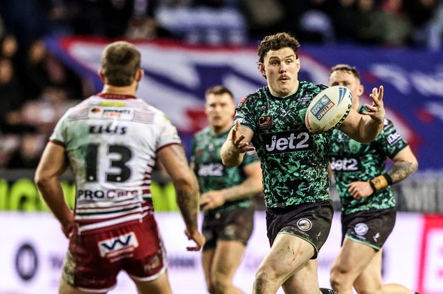 Robbie Mulhern of Leigh Leopards breaks with the ball during the Betfred Super League match Wigan Warriors vs Leigh Leopards at The Brick Community Stadium, Wigan, United Kingdom on 26 February 2026

(Photo by Alfie Cosgrove/News Images)