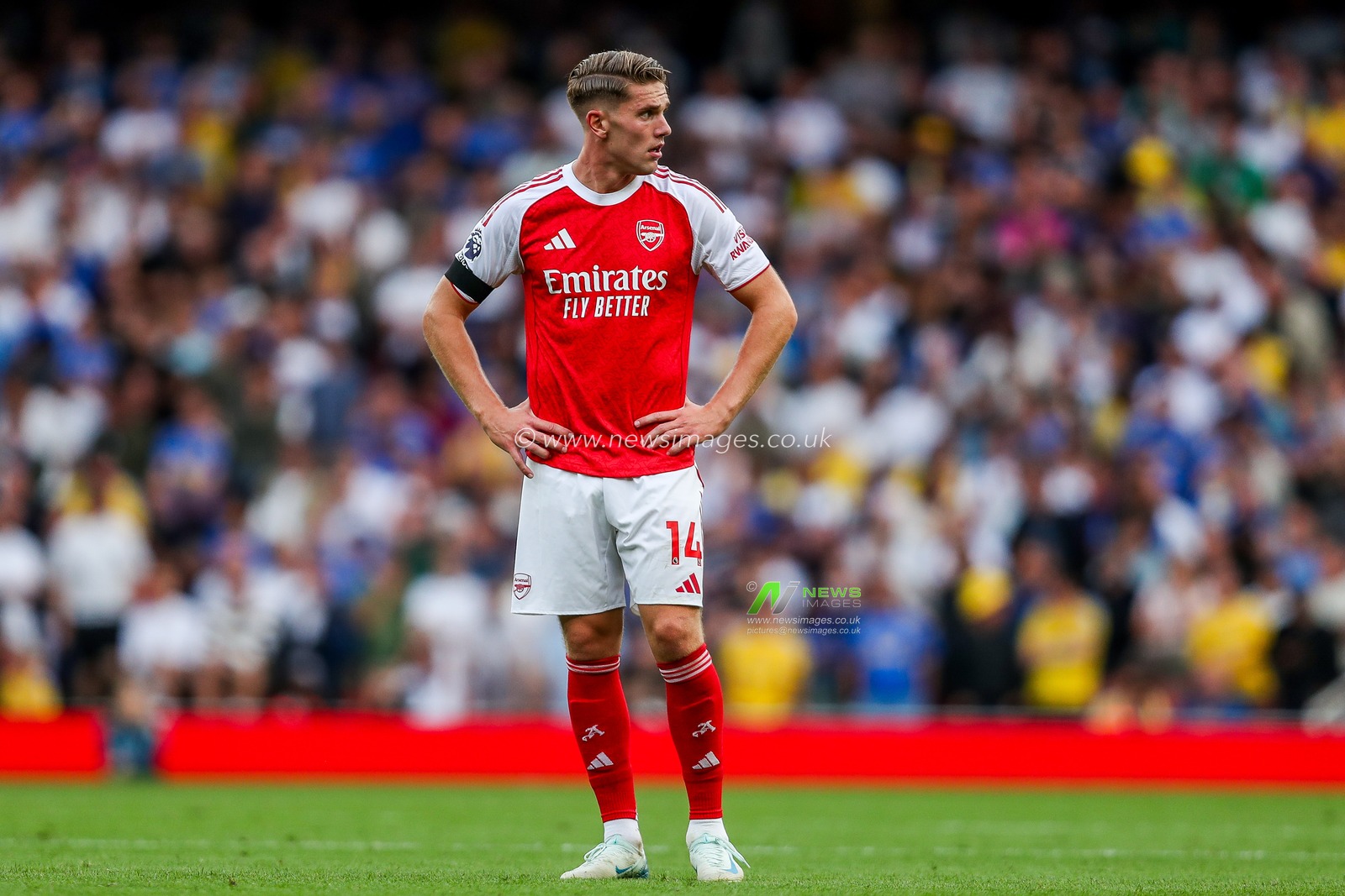 Viktor Gyokeres of Arsenal looks on during the Premier League match Arsenal vs Leeds United at Emirates Stadium, London, United Kingdom, 23rd August 2025

(Photo by Izzy Poles/News Images)