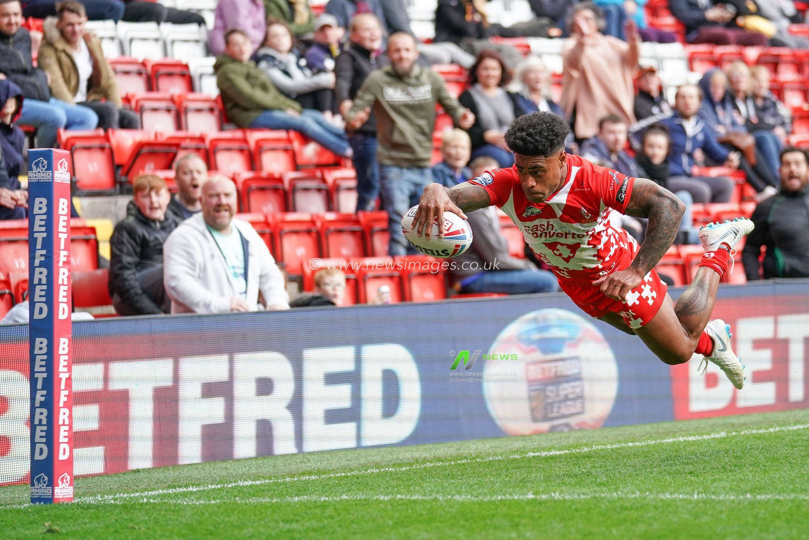 26th May 2019 , Anfield Stadium, Liverpool, England; Dacia Magic Weekend, Betfred Super League Round 16, St Helens vs Castleford Tigers ; 

Credit: Terry Donnelly/News Images
