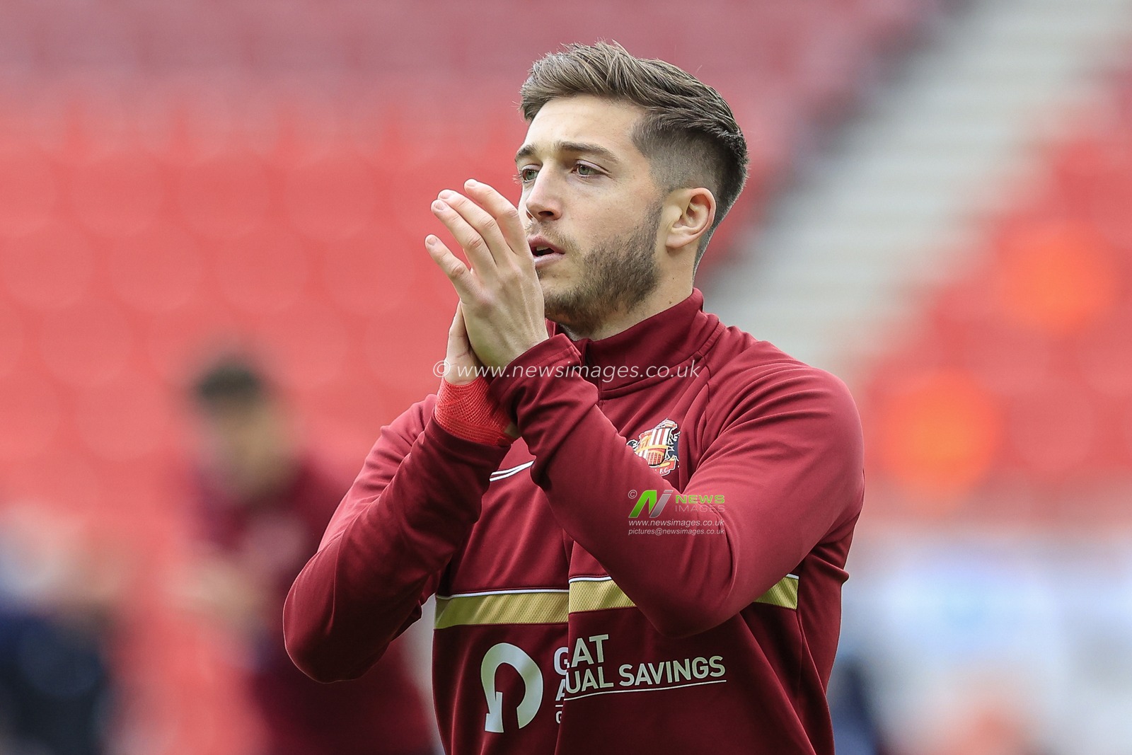 Lynden Gooch #11 of Sunderland during the pre-game warmup