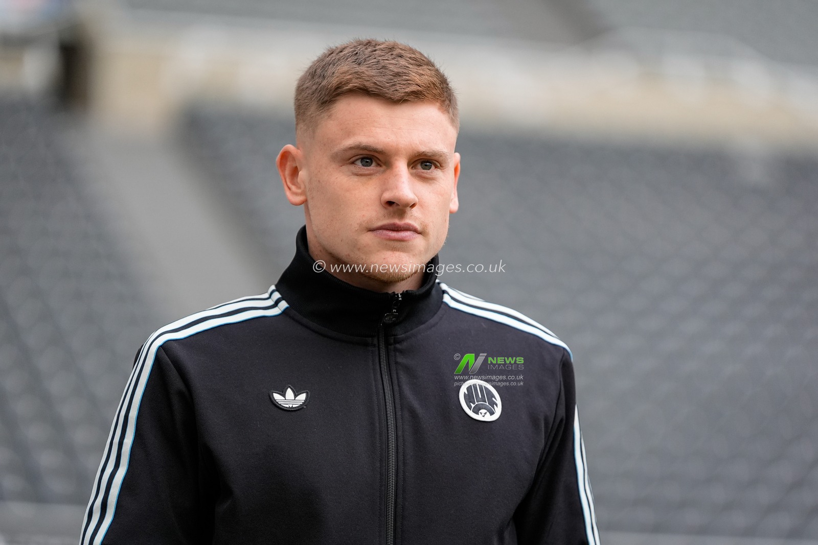 Harvey Barnes of Newcastle United arrives at the stadium during the Premier League match Newcastle United vs Chelsea at St. James's Park, Newcastle, United Kingdom, 20th December 2025

(Photo by Maynard Manyowa/News Images)

*** GER AUT SUI OUT ***