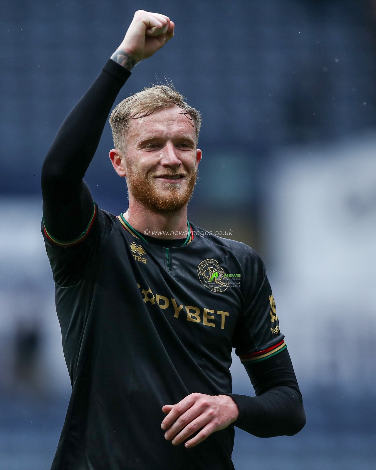 Liam Morrison of Queens Park Rangers claps fans after during the Sky Bet Championship match Preston North End vs Queens Park Rangers at Deepdale, Preston, United Kingdom, 18th April 2025

(Photo by Jorge Horsted/News Images)