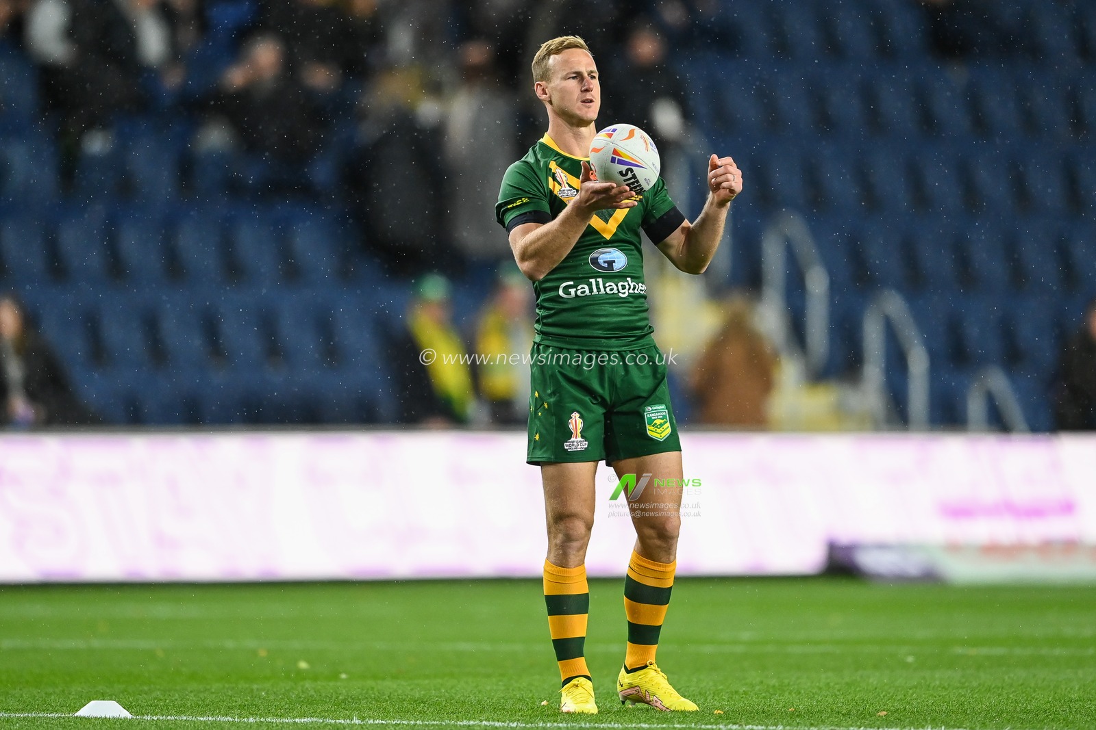 Daly Cherry-Evans of Australia during pre match warm up ahead of the Rugby League World Cup 2021 match Australia vs Fiji at Headingley Stadium, Leeds, United Kingdom, 15th October 2022

(Photo by Craig Thomas/News Images)