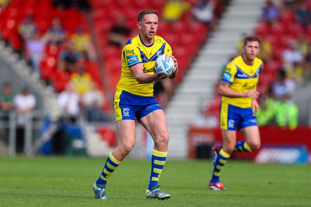 Ben Currie of Warrington Wolves in action during the Betfred Challenge Cup Semi-final match Warrington Wolves vs Leigh Leopards at Totally Wicked Stadium, St Helens, United Kingdom, 11th May 2025

(Photo by Gareth Evans/News Images)