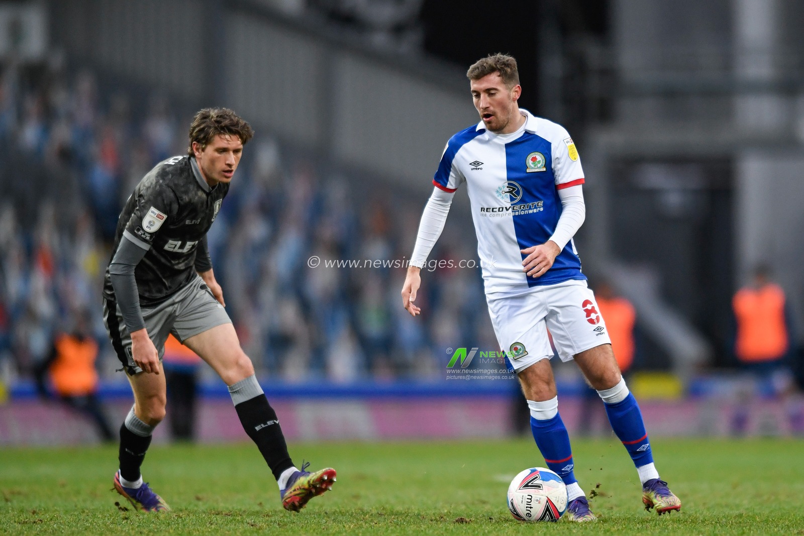 Joe Rothwell #8 of Blackburn Rovers with the ball
