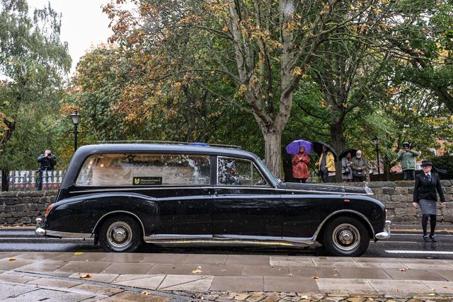 The hearse of Harold Dennis “Dickie” Bird OBE arrives at his statue outside St Mary's Church on the day of his funeral, Barnsley, United Kingdom, 19th October 2025

(Photo by Alfie Cosgrove/News Images)