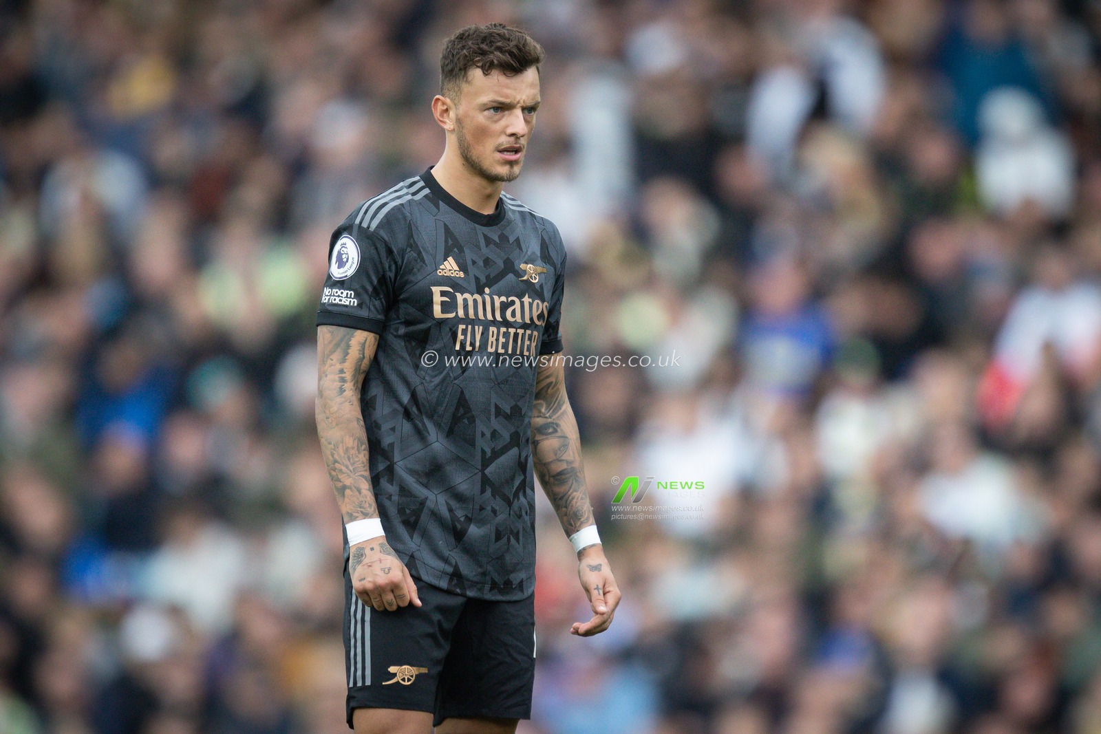 Ben White #4 of Arsenal during the Premier League match Leeds United vs Arsenal at Elland Road, Leeds, United Kingdom, 16th October 2022

(Photo by James Heaton/News Images)