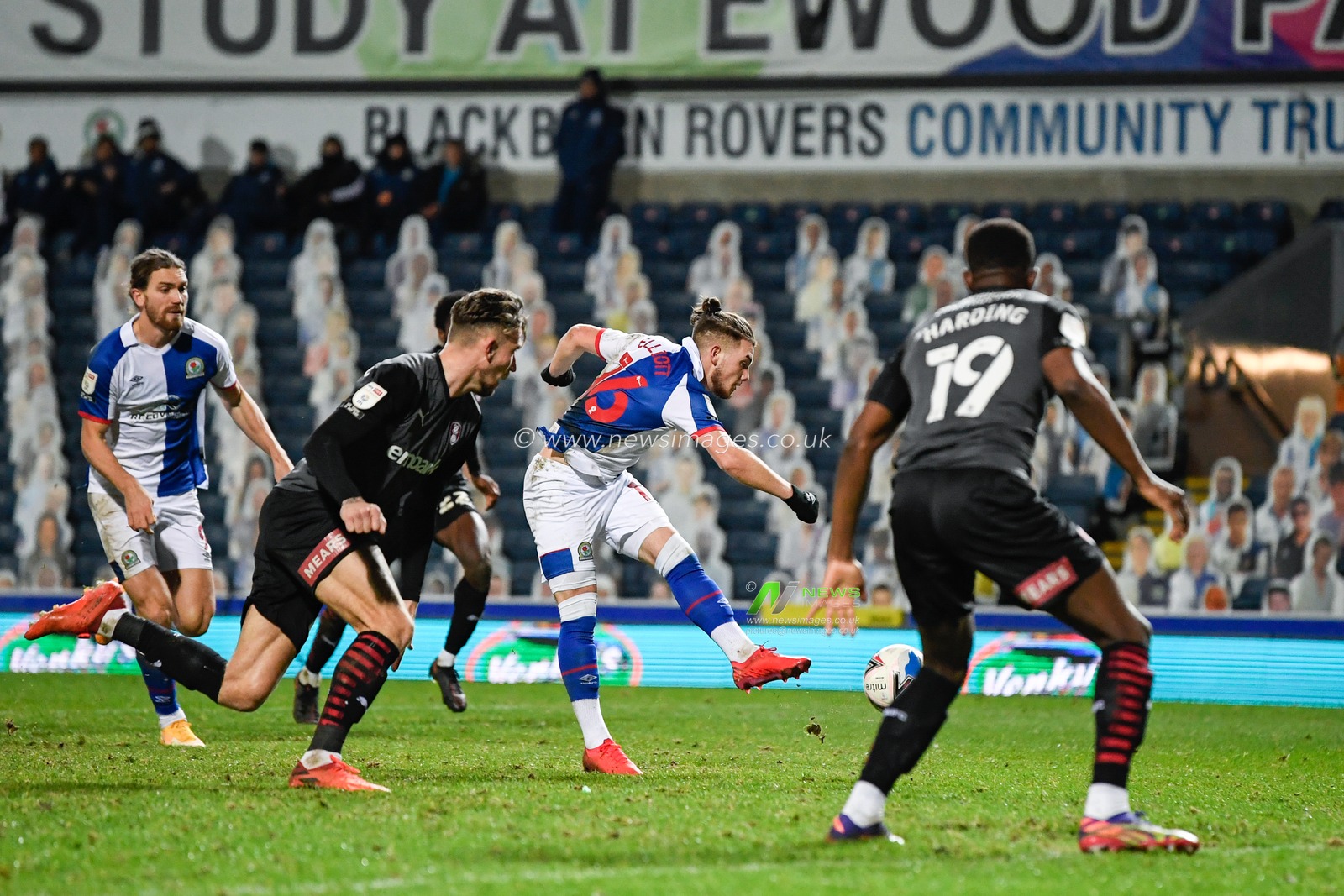 GOAL Harvey Elliott #16 of Blackburn Rovers scores a goal to make it 1-1