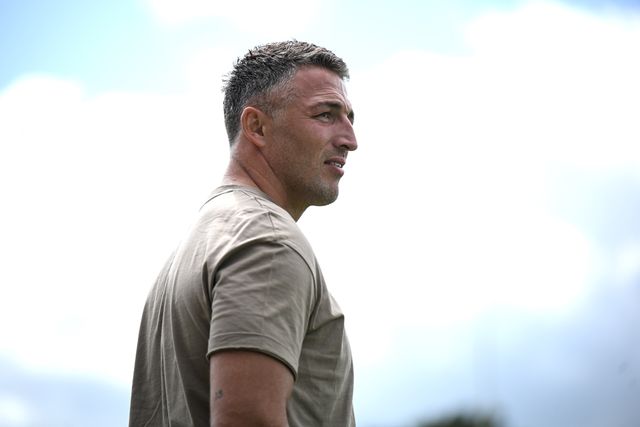 Sam Burgess, Head Coach of Warrington Wolves looks on prior to the Betfred Super League round 21 match Castleford Tigers vs Warrington Wolves at OneBore Stadium, Castleford, Untied Kingdom on 01 August 2026

(Photo by Ben Roberts/News Images)
