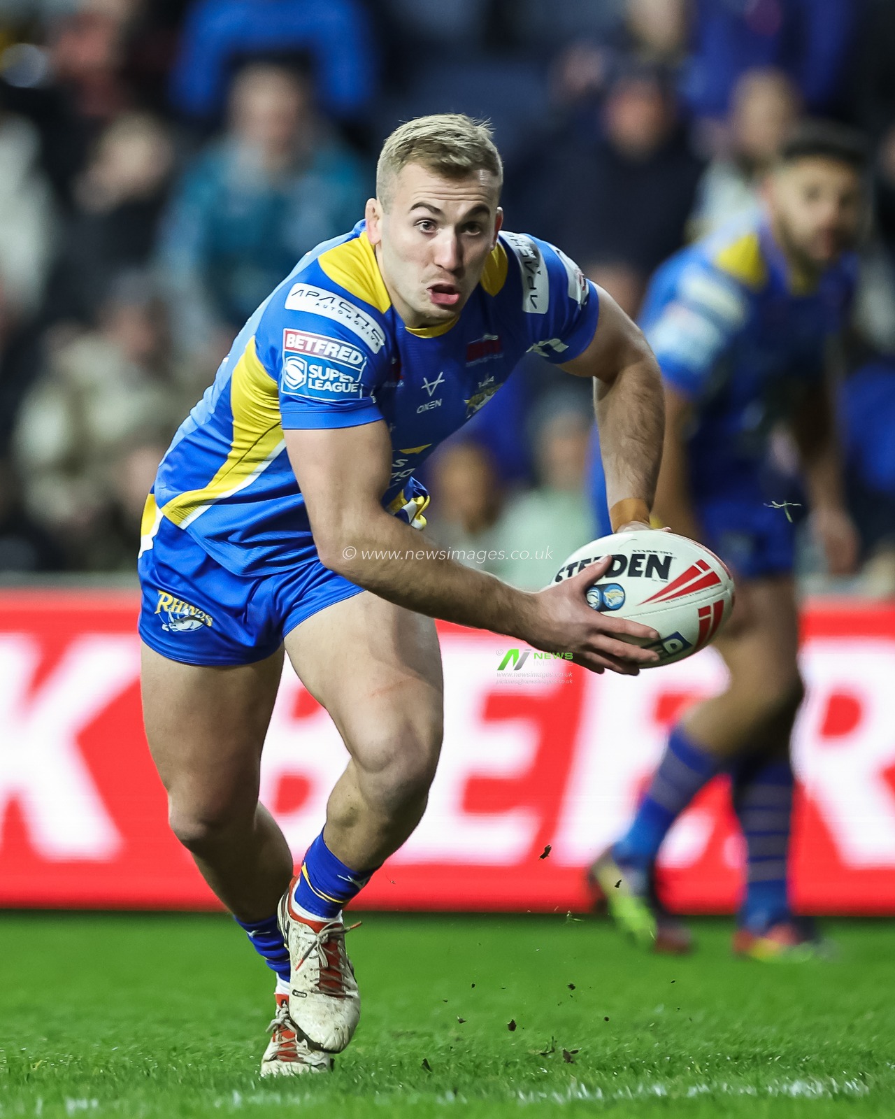 Jarrod Oâ€™Connor of Leeds Rhinos makes a break during the Betfred Super League Round 5 match Leeds Rhinos vs St Helens at Headingley Stadium, Leeds, United Kingdom, 15th March 2024

(Photo by Mark Cosgrove/News Images)
