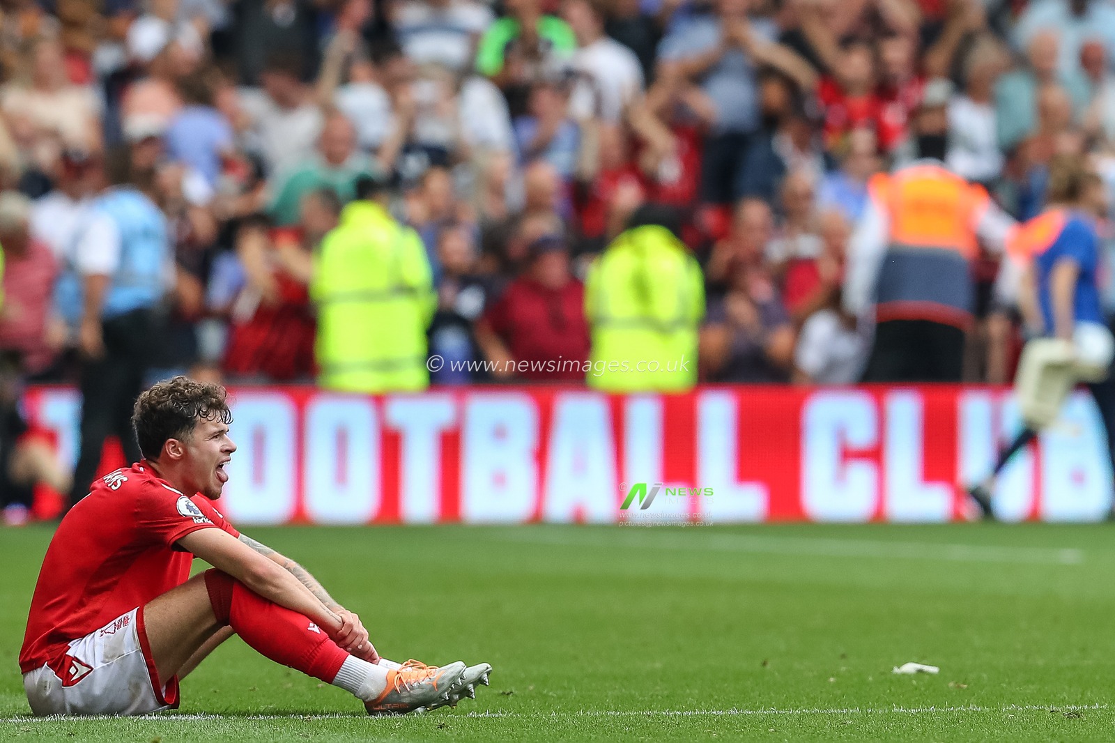Neco Williams #7 of Nottingham Forest looks dejected after the Premier League match Nottingham Forest vs Bournemouth at City Ground, Nottingham, United Kingdom, 3rd September 2022

(Photo by Gareth Evans/News Images)