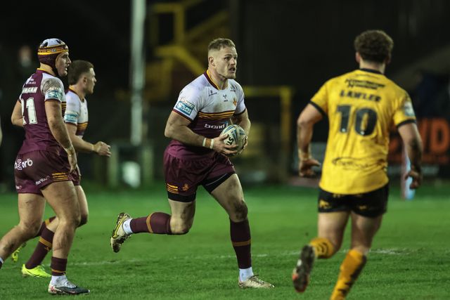 Betfred Super League Round 3 Castleford Tigers v Huddersfield Giants