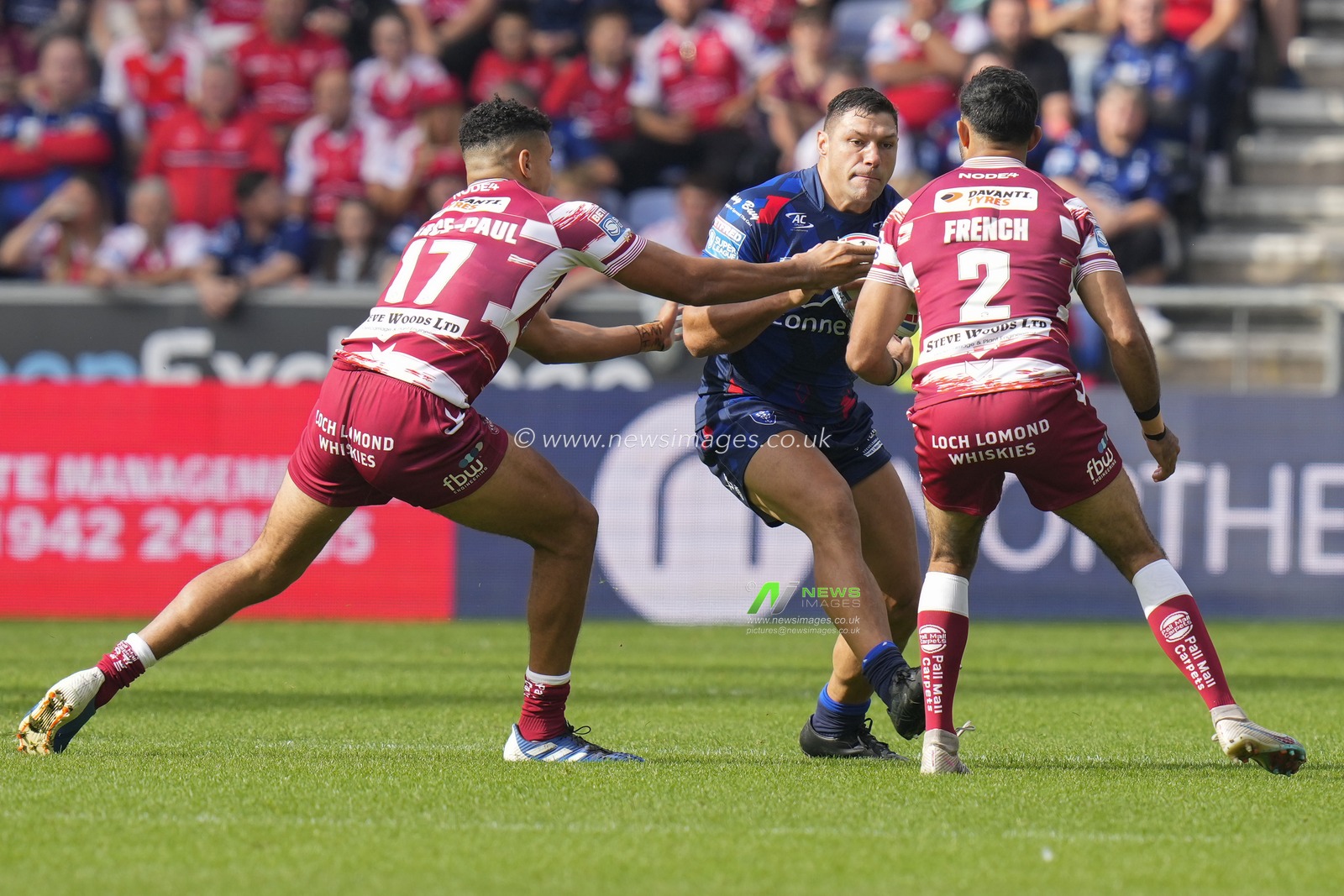 Ryan Hall #5 of Hull KR runs at the Wigan Warriors defence during the Betfred Super League Semi Final match Wigan Warriors vs Hull KR at DW Stadium, Wigan, United Kingdom, 7th October 2023

(Photo by Steve Flynn/News Images)