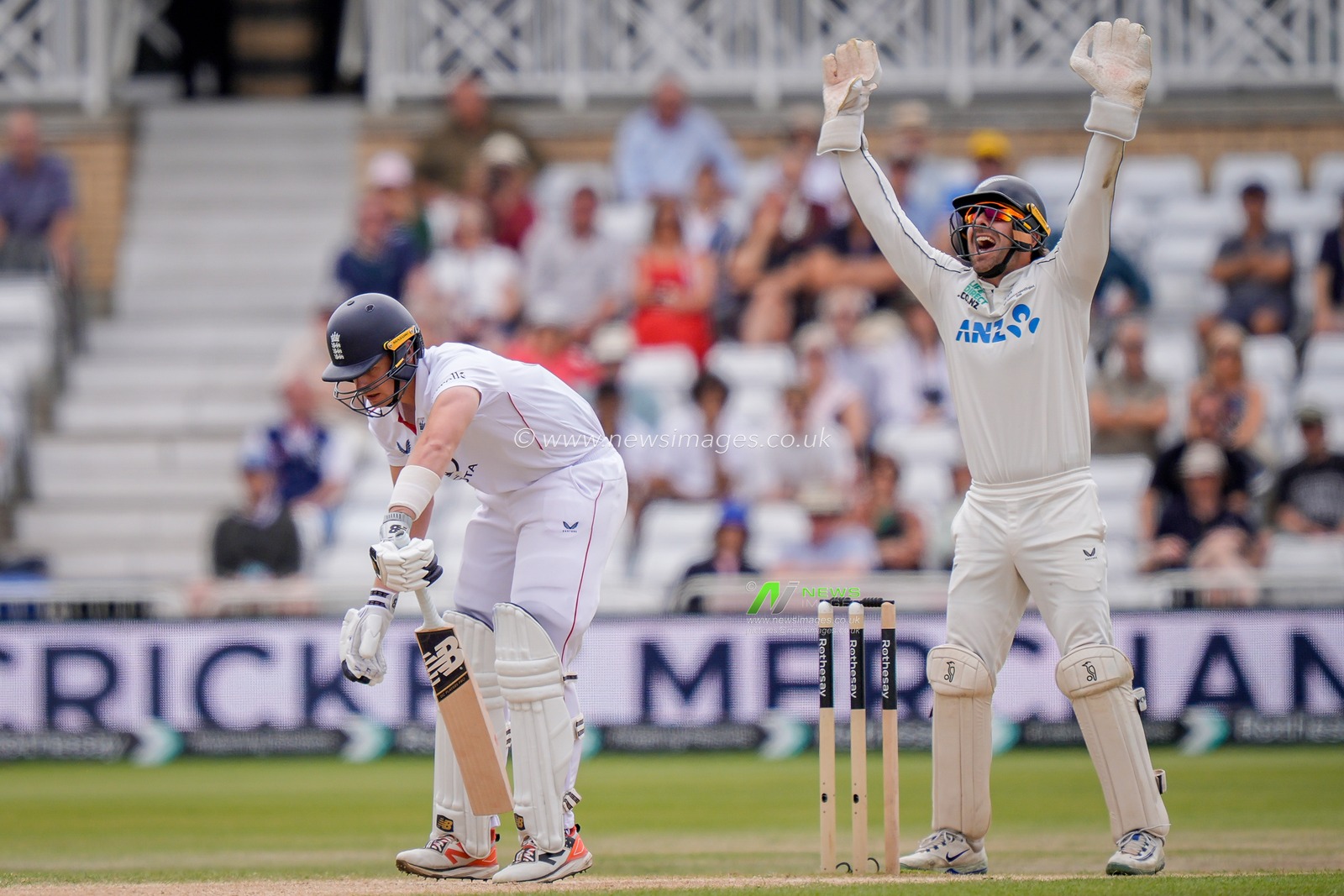 Tom Blundell of New Zealand appeals for an LBW against Jamie Smith of England during the 3rd Rothesay Test Match Day 5 match England vs New Zealand at Trent Bridge, Nottingham, United Kingdom on 29 June 2026

(Photo by Maynard Manyowa/News Images)