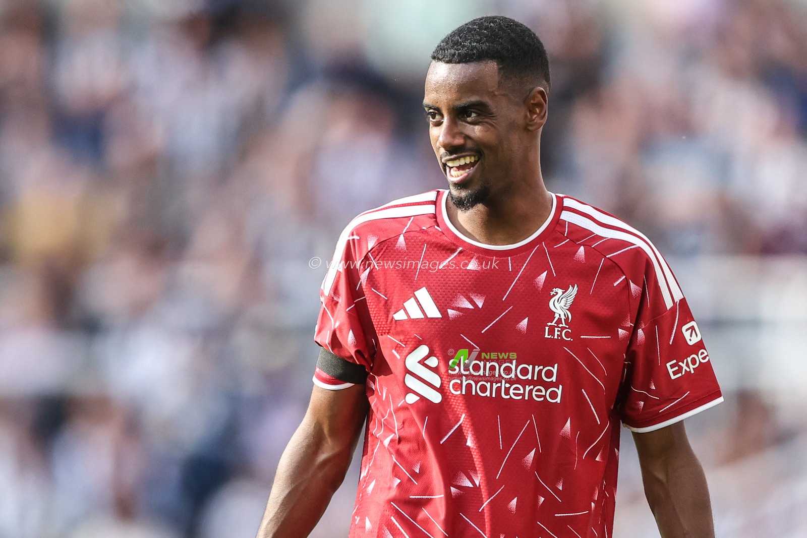 Alexander Isak of Liverpool during the Premier League match Newcastle Untied vs Liverpool at St. James's Park, Newcastle, United Kingdom on 23 August 2026

(Photo by Alfie Cosgrove/News Images)
