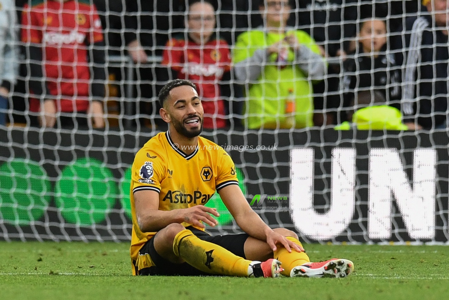 Matheus Cunha #12 of Wolverhampton Wanderers during the Premier League match Wolverhampton Wanderers vs Manchester City at Molineux, Wolverhampton, United Kingdom, 30th September 2023

(Photo by Mike Jones/News Images)