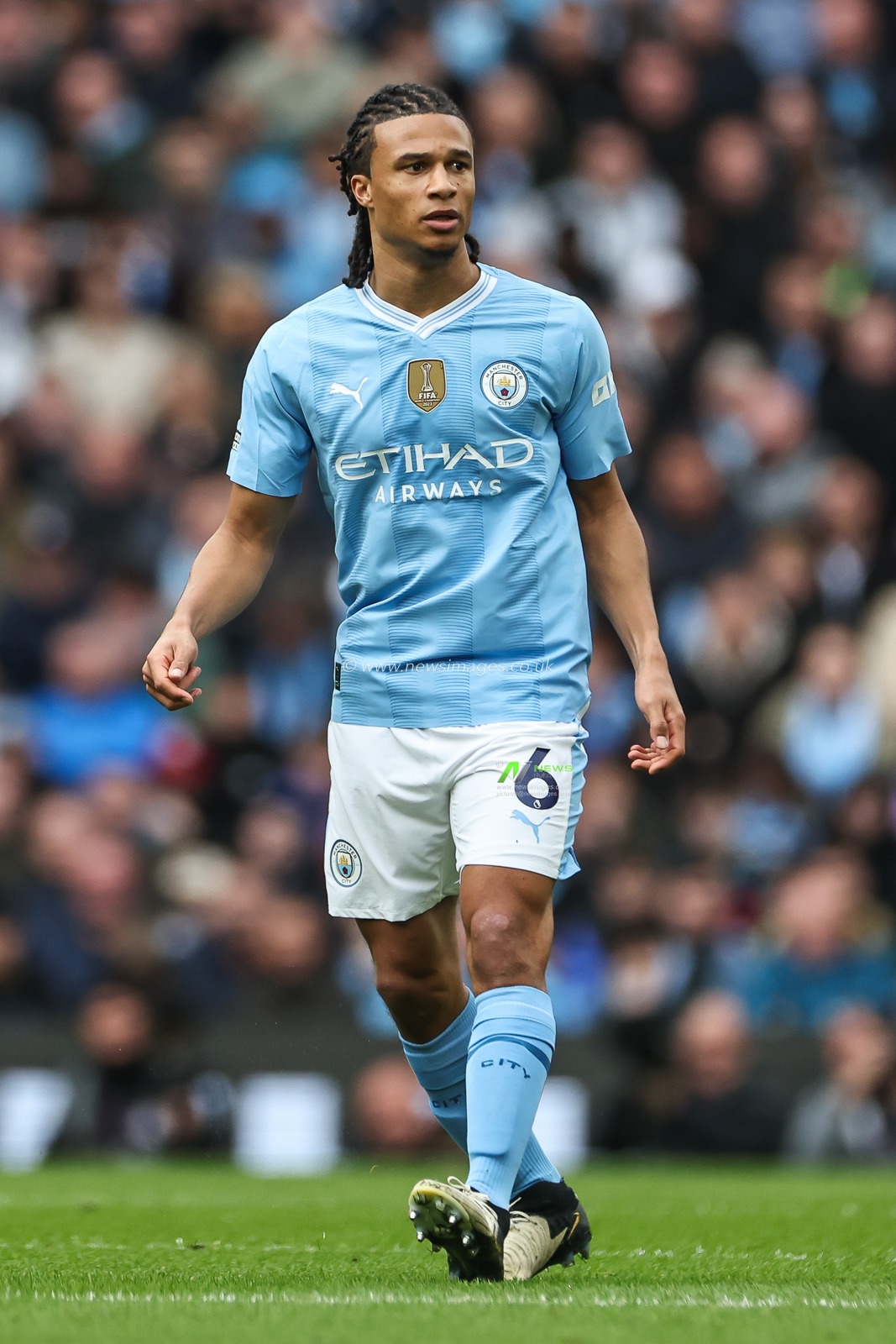 during the Premier League match Manchester City vs Arsenal at Etihad Stadium, Manchester, United Kingdom, 31st March 2024

(Photo by Mark Cosgrove/News Images)