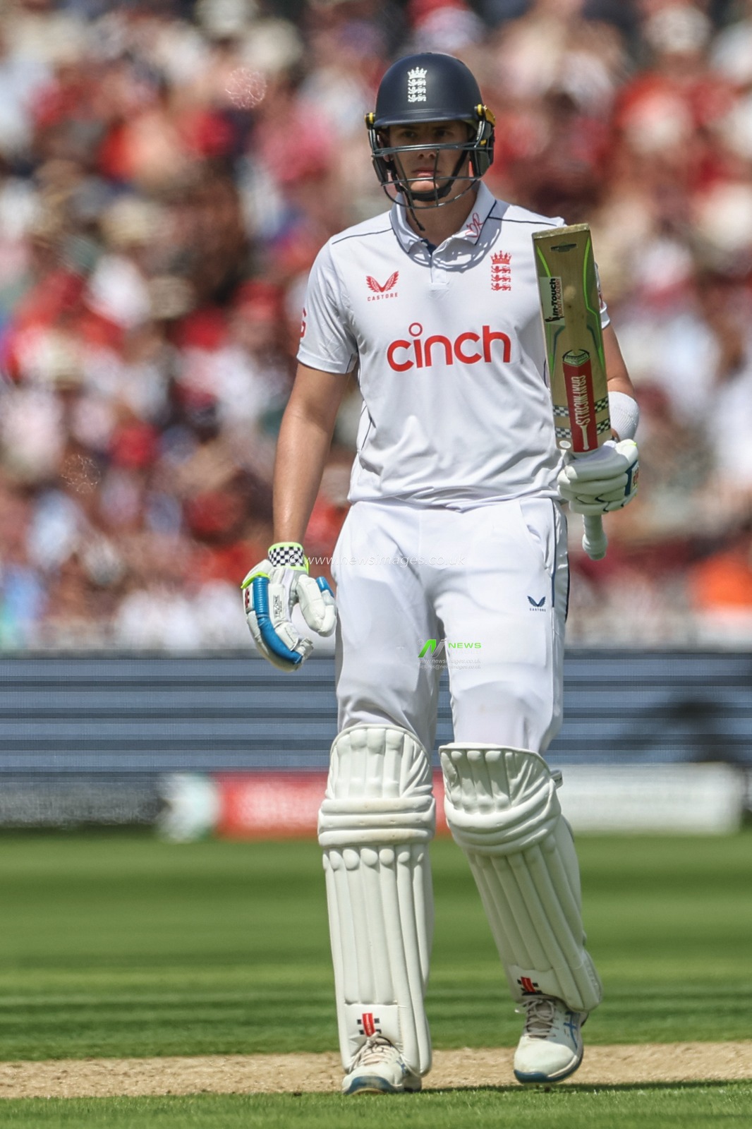 Jamie Smith of England celebrates a half century (50 runs) during the Rothesay Test Match Day Two England v West Indies at Lords, London, United Kingdom, 11th July 2024

(Photo by Mark Cosgrove/News Images)
