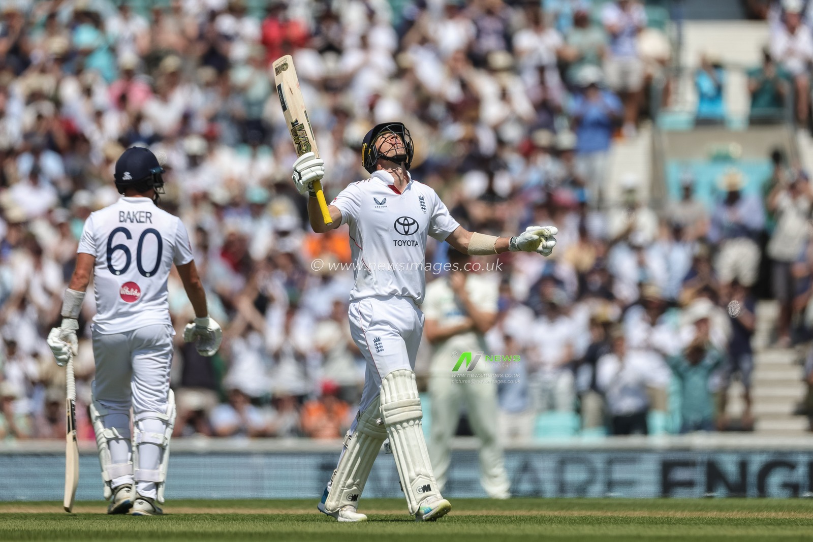 Matthew Fisher of England celebrates a half century during the 2nd Rothesay Test Match Day 3 match England vs New Zealand at The Kia Oval, London, United Kingdom on 19 June 2026

(Photo by Mark Cosgrove/News Images)