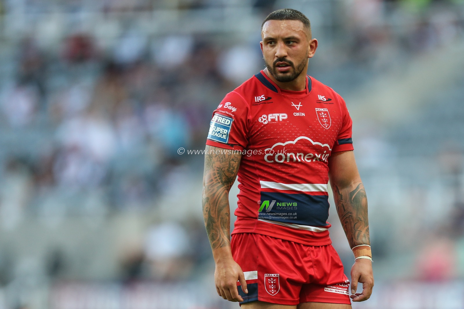 Elliot Minchella #17 of Hull KR during the game