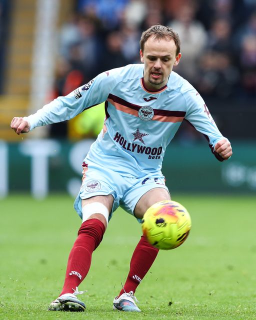 Mikkel Damsgaard of Brentford passes the ball forward during the Premier League match Burnley vs Brentford at Turf Moor, Burnley, United Kingdom on 28 February 2026

(Photo by Jorge Horsted/News Images)