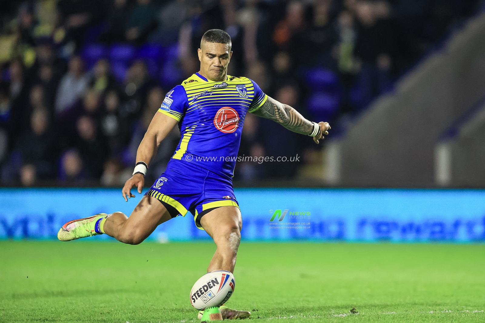 Peter Mataâ€™utia #3 of Warrington Wolves converts for a goal