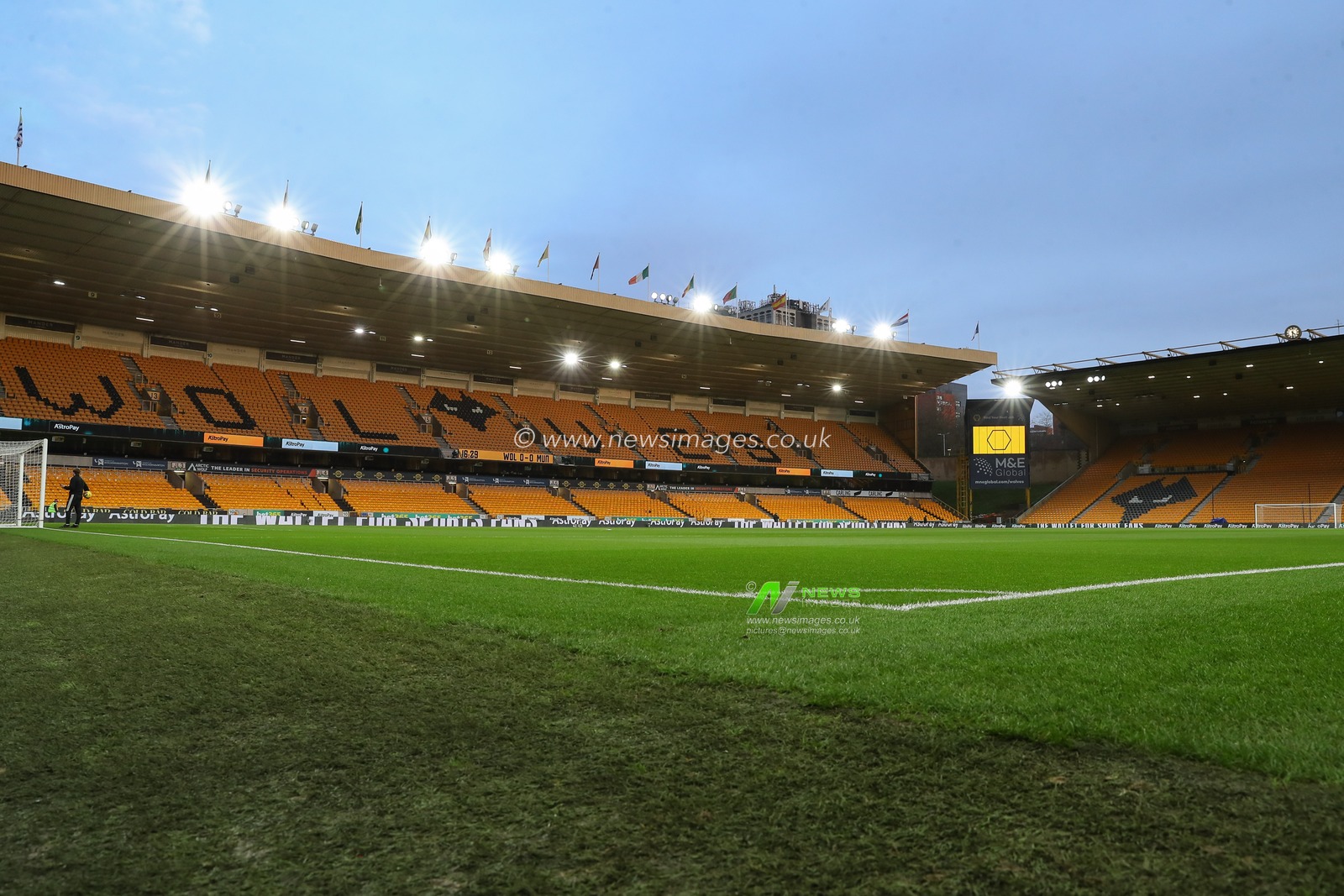 A general view of Molineux ahead of the match, during the Premier League match Wolverhampton Wanderers vs Manchester United at Molineux, Wolverhampton, United Kingdom, 1st February 2024

(Photo by Gareth Evans/News Images)