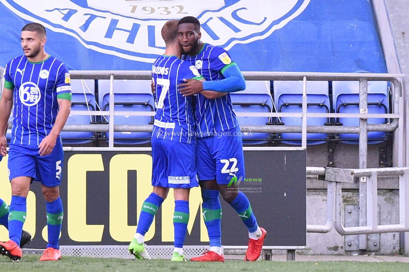 21st September 2019, DW Stadium, Wigan, England; Sky Bet Championship Football, Wigan Athletic vs Charlton Athletic ; Cheyenne Dunkley (22) of Wigan Athletic celebrates scoring his goal making it 2-0


Credit: Richard Long/News Images

English Football League images are subject to DataCo Licence
