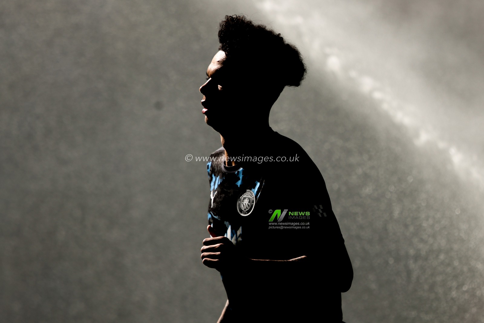 Nico Oâ€™Reilly of Manchester City warms up prior to the Emirates FA Cup Final match Crystal Palace vs Manchester City at Wembley Stadium, London, United Kingdom, 17th May 2025

(Photo by Alfie Cosgrove/News Images)