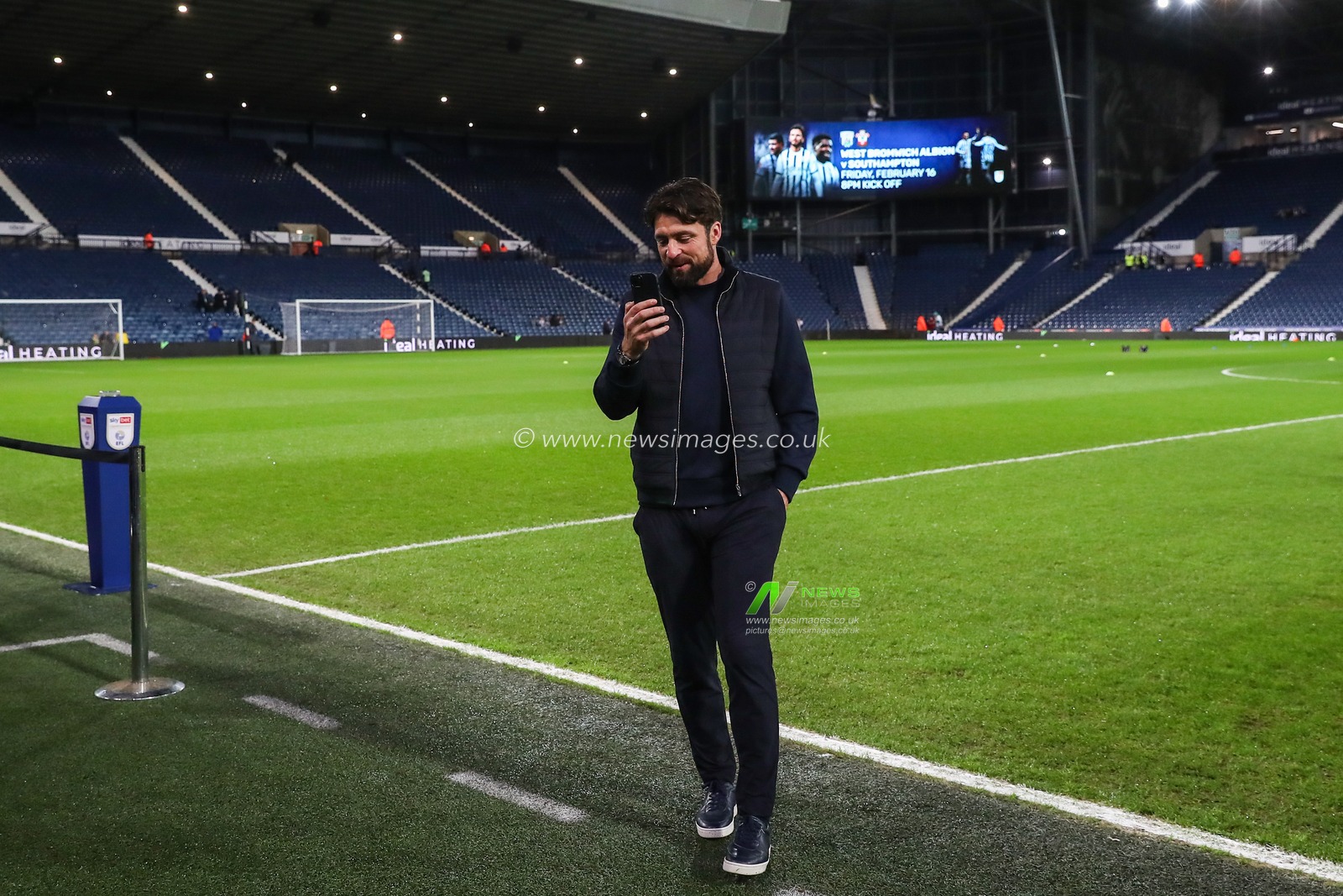 Russell Martin manager of Southampton arrives ahead of the Sky Bet Championship match West Bromwich Albion vs Southampton at The Hawthorns, West Bromwich, United Kingdom, 16th February 2024

(Photo by Gareth Evans/News Images)