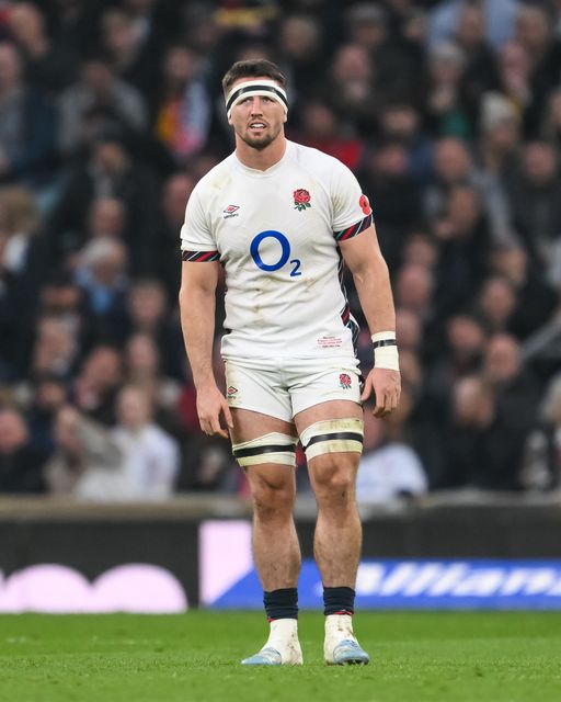 Tom Curry of England during the Autumn Nations Series match England vs Australia at Allianz Stadium, Twickenham, United Kingdom, 8th November 2024

(Photo by Craig Thomas/News Images)
