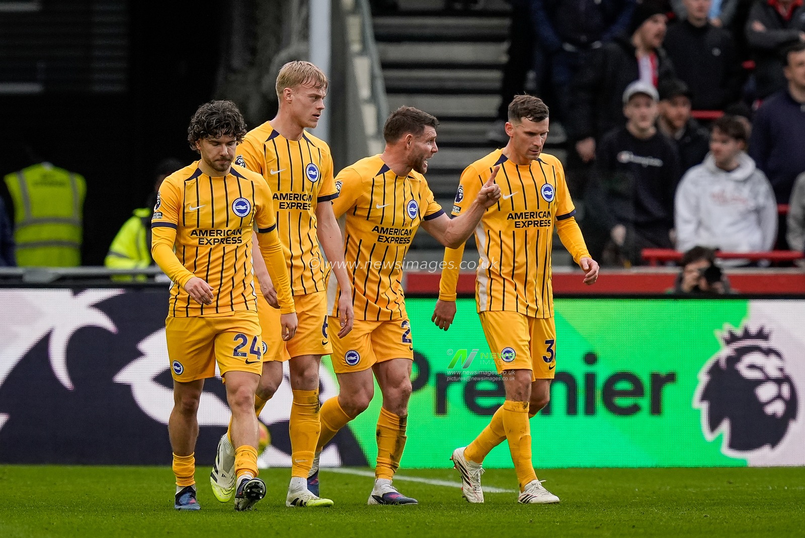 Diego Gomez of Brighton & Hove Albion celebrates his goal to make it  0-1 during the Premier League match Brentford vs Brighton & Hove Albion at GTECH Community Stadium, London, United Kingdom on 21 February 2026

(Photo by Maynard Manyowa/News Images)