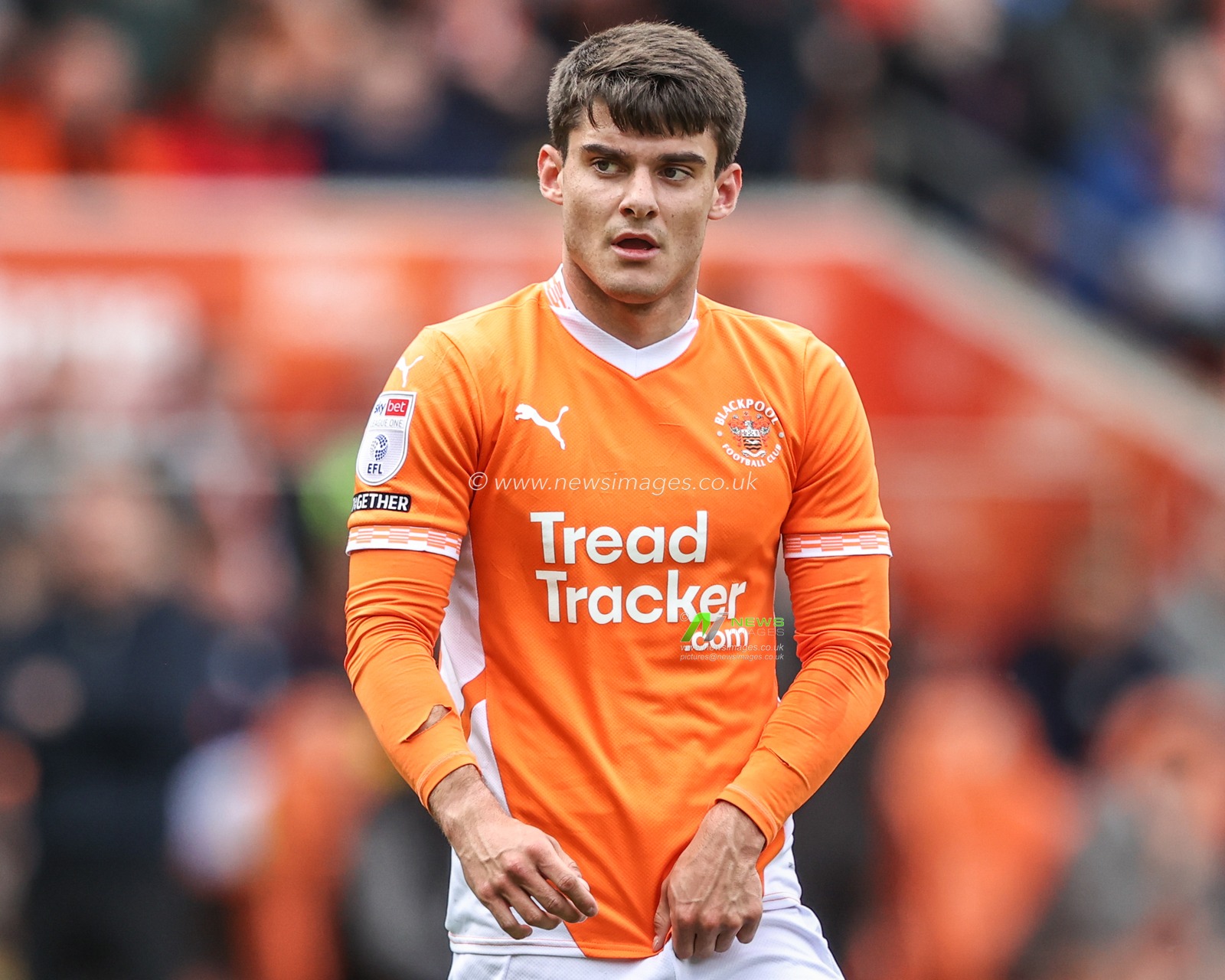 Rob Apter of Blackpool during the Sky Bet League 1 match Blackpool vs Wrexham at Bloomfield Road, Blackpool, United Kingdom, 21st April 2025

(Photo by Alfie Cosgrove/News Images)