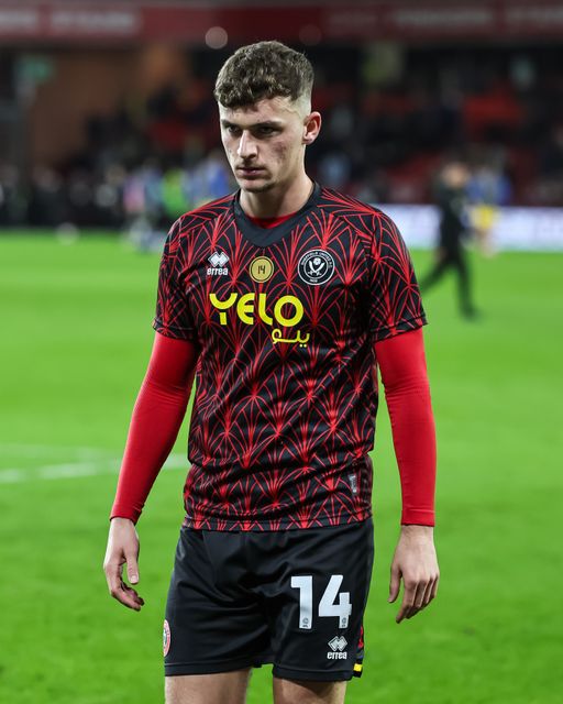 Harrison Burrows of Sheffield United during the pre-game warmup during the Sky Bet Championship match Sheffield United vs Leeds United at Bramall Lane, Sheffield, United Kingdom, 24th February 2025

(Photo by Mark Cosgrove/News Images)
